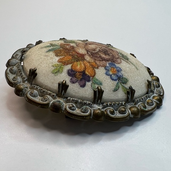 Vintage Estate Western Germany Signed Floral Sugar Rose Cameo Brooch Pin - Picture 9 of 17